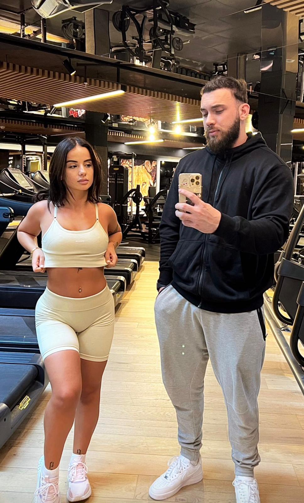 Bardhi Uka , Rina Balaj